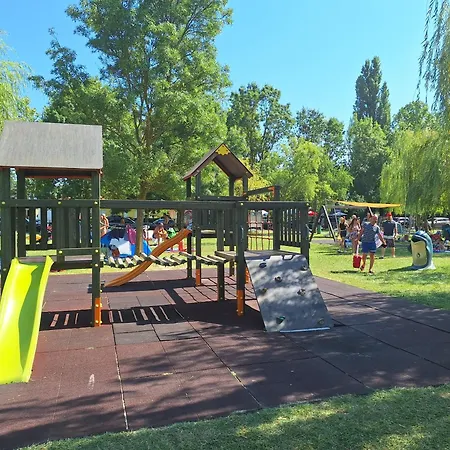 Vakantiehuis Sunshine Vendeghaz Balatonfenyves