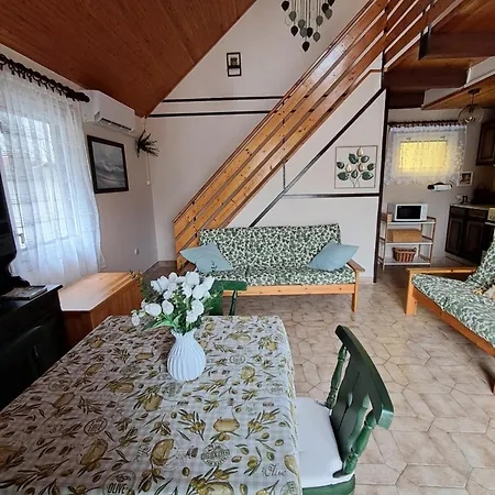 Sunshine Vendeghaz Ferienhaus Balatonfenyves