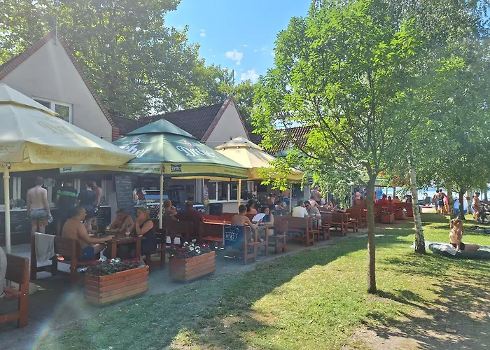 Sunshine Vendeghaz Vakantiehuis Balatonfenyves