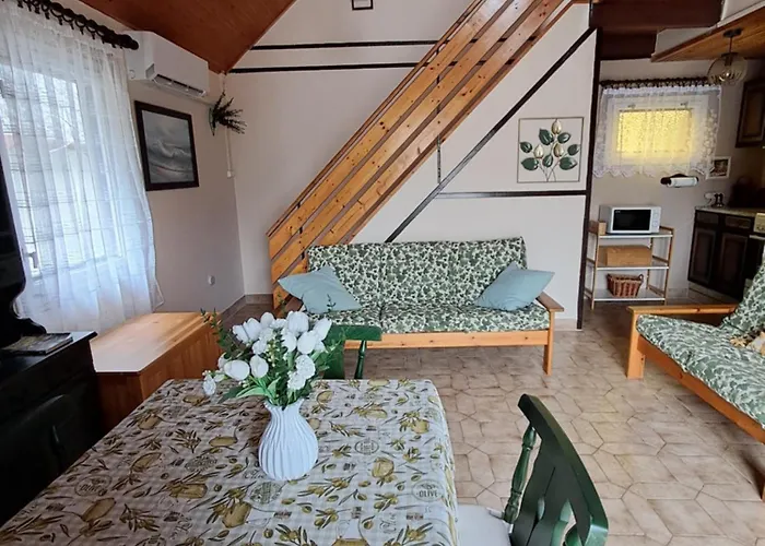 Sunshine Vendeghaz Vakantiehuis Balatonfenyves